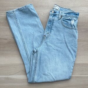 A&F - Curve Love The 90’s Straight Ultra High Rise